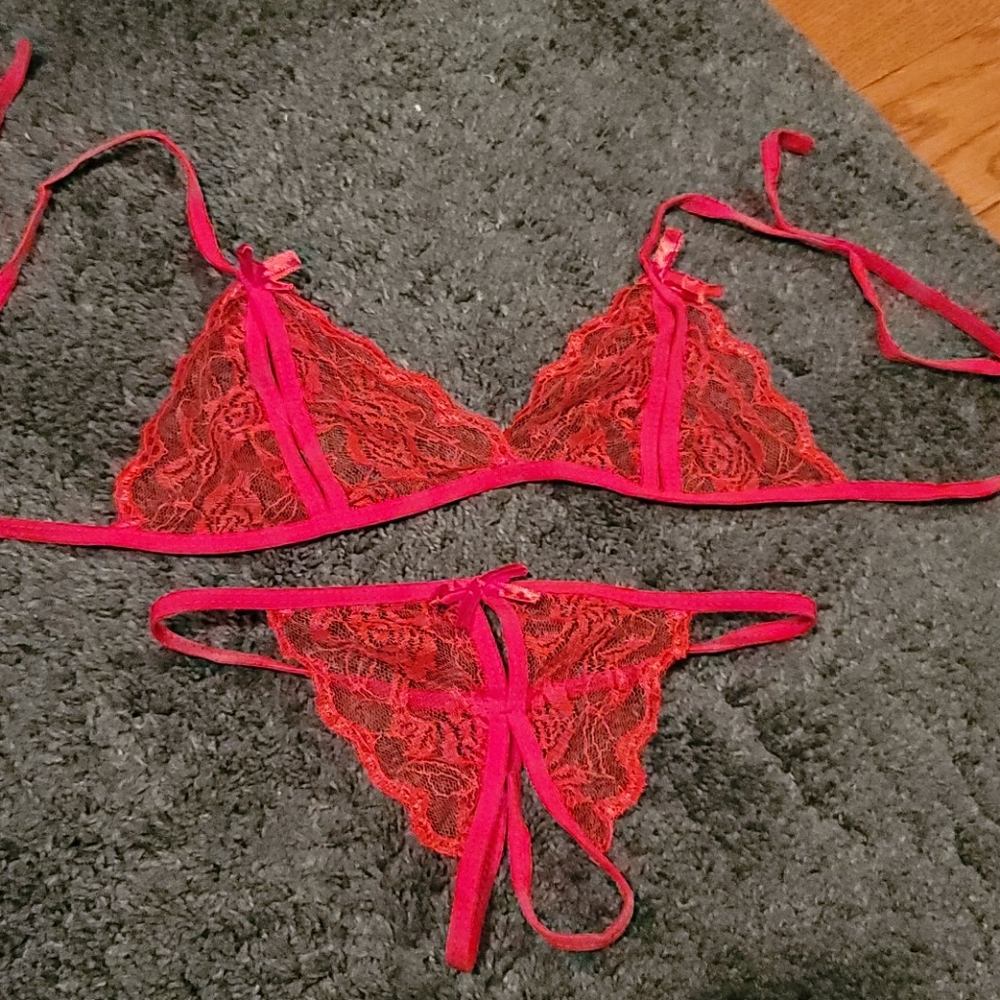 2/20$! Red Lingerie Set